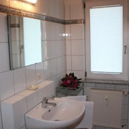 Das Inselhaus 4 * Ostseebad Kölpinsee
